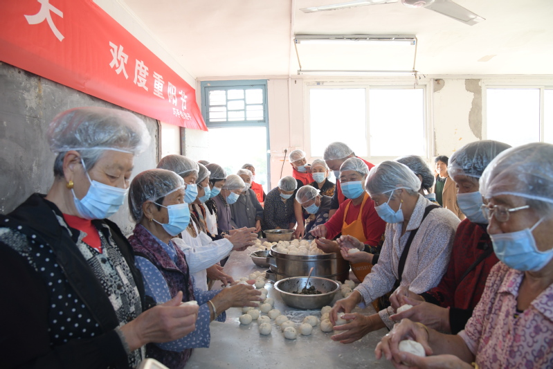 淮海開展“喜迎二十大 歡度重陽節”系列活動.jpg